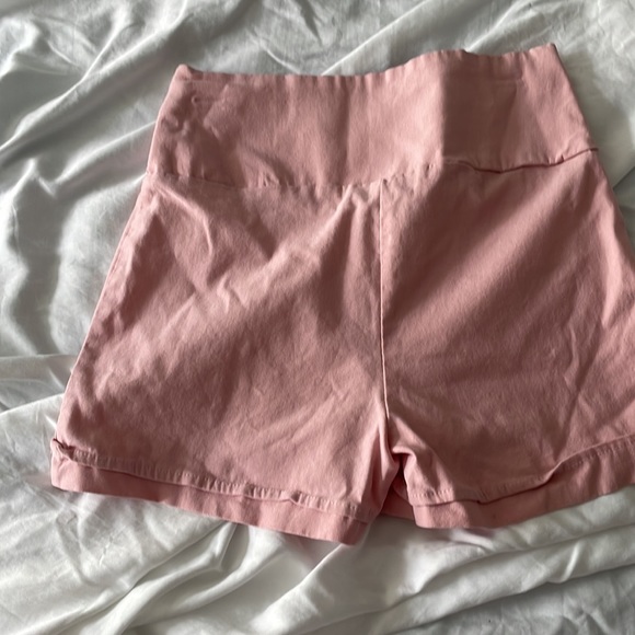 Pink Medium shorts - Picture 2 of 2
